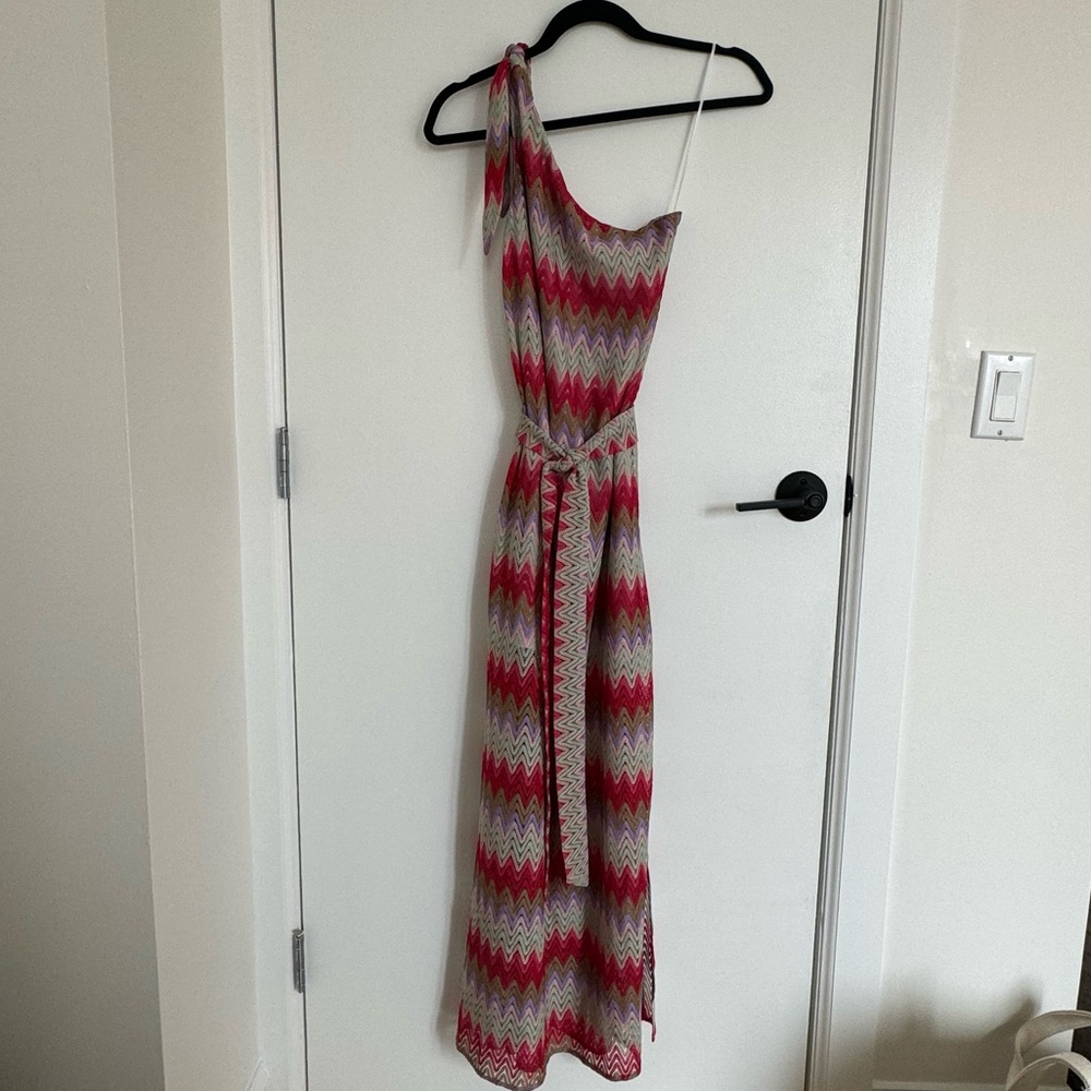 Show Me Your Mumu One-Shoulder Nice Midi ~ Riviera Zigzag Crochet Maxi - Picture 5 of 5